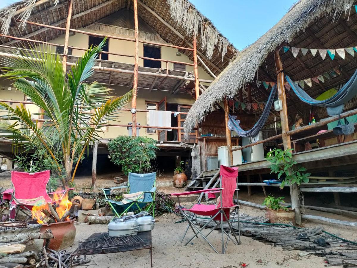 Casa Surf Lodge - Praia do Tofo Eksteriør bilde
